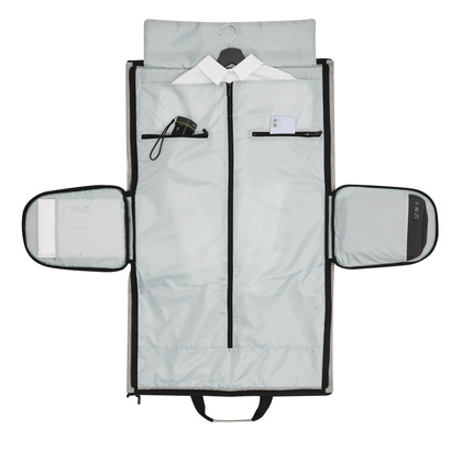 Torba podróżna MILANO ze zintegrowaną torbą na ubrania.