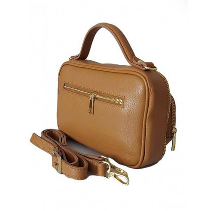 Zgrabny elegancki kuferek, listonoszka kieszonki A5 złote okucia Vera Pelle Camel VPMC15C