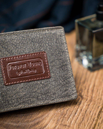 Piękny kolorowy portfel męski skórzany