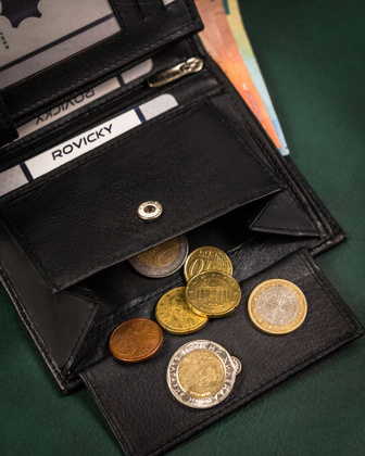 Skorzany portfel meski z kieszenia na dowod rejestracyjny