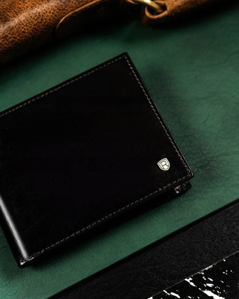 Skorzany portfel meski z systemem RFID