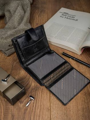 Skórzany portfel na karty z eleganckimi przeszyciami