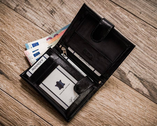 Klasyczny portfel męski na karty