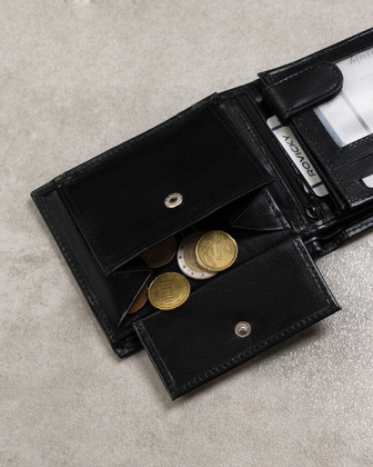 Skorzany portfel meski z kieszenia na dowod rejestracyjny