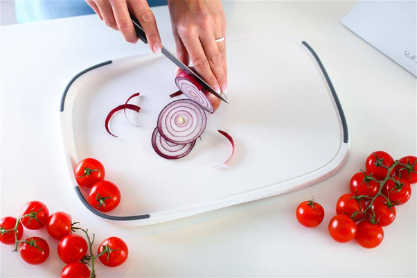 Zestaw 5 noży w bloku VOLO z powłoką nieprzywierającą biały