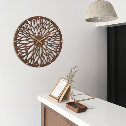 Imponujący ciemny drewniany zegar WOOD