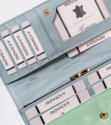 Lakierowany, duży portfel damski ze skóry naturalnej