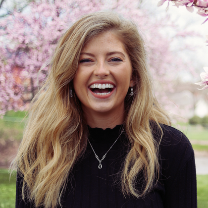 MINET Elegancki srebrny naszyjnik