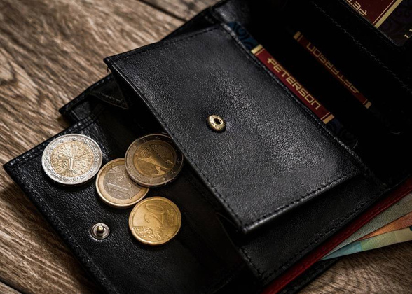 Skórzany męski portfel RFID Peterson Czarny