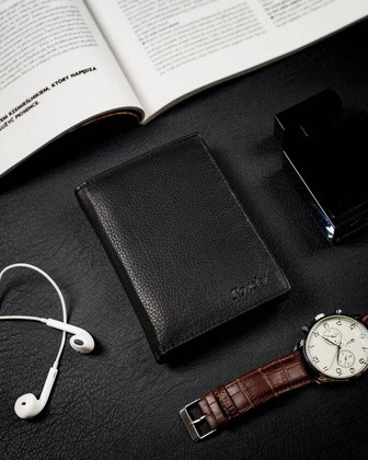 Zgrabny portfel meski ze skory naturalnej czarny ochrona RFID