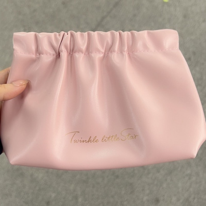 Kosmetyczka, saszetka na kosmetyki, wkładki, ekoskóra rozm S 12,5x9,5cm KS147R