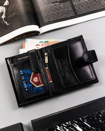 Duży portfel męski zapinany na zatrzask