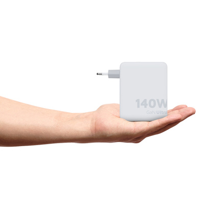 XTORM Ładowarka turystyczna 140W GaN +kabel USB-C PD biała