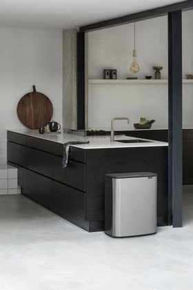Kosz na śmieci Touch Bin BO 60l stal matowa 223082