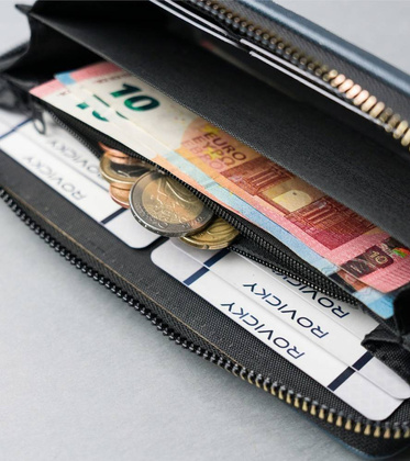 Portfel damski ze skóry eko z printem - cavaldi