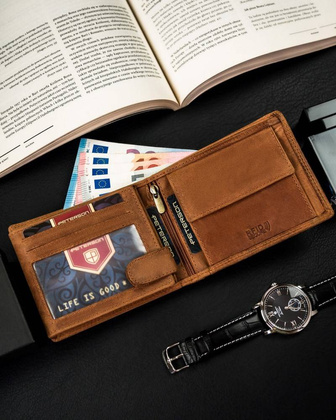 Skórzany portfel męski na dowód rejestracyjny