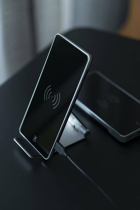 XTORM DESIGN Delta Stand indukcyjny (Qi) 15W