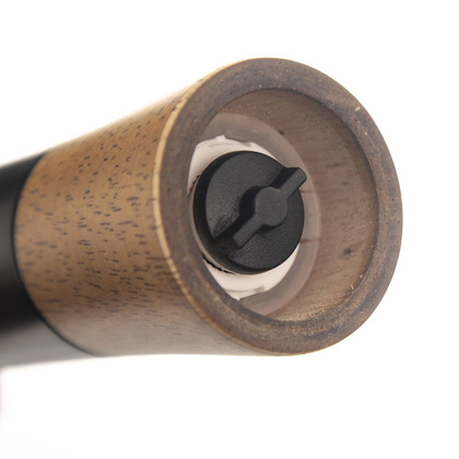 Młynek ręczny do mielenia pieprzu soli przypraw drewniany WOODEN 15,5 cm