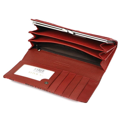 Podłużny portfel damski z klapką zdobiony wężowym wzorem — Cavaldi