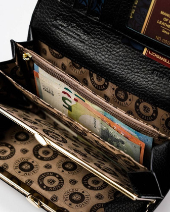 Elegancki portfel damski z wężowym wzorem