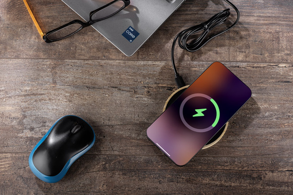 Ładowarka indukcyjna FRESTI