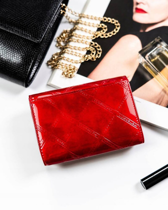 Skórzany portfel damski z systemem RFID