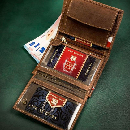 Duzy skorzany portfel meski z motywem patriotycznym