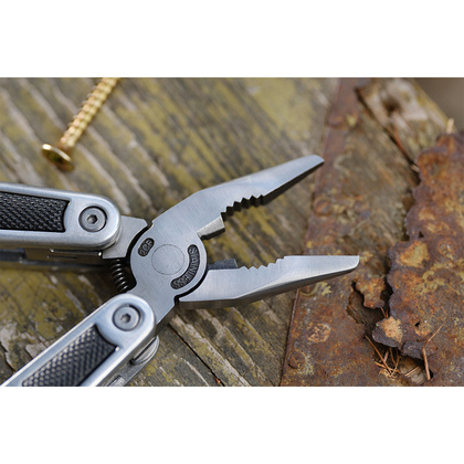 Narzędzie wielofunkcyjne z latarką UPOMINKARNIA Survivor Czarny