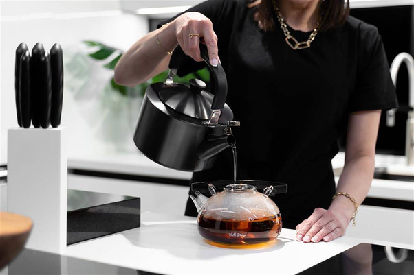 Czajnik 1,5l z gwizdkiem Diamante grafitowy matowy 28197