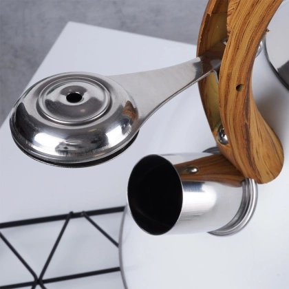 Czajnik biały stalowy nowoczesny automatyczny 3 l