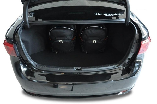 TOYOTA AVENSIS LIMOUSINE 2009+ TORBY DO BAGAŻNIKA 4 SZT KJUST