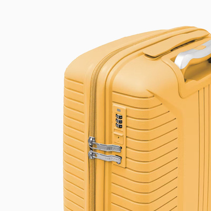 Średnia walizka PUCCINI BERLIN PP027B 6 Żółta