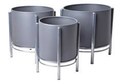 Kpl.3 kwietników metalowych szarych na srebrnym stelażu