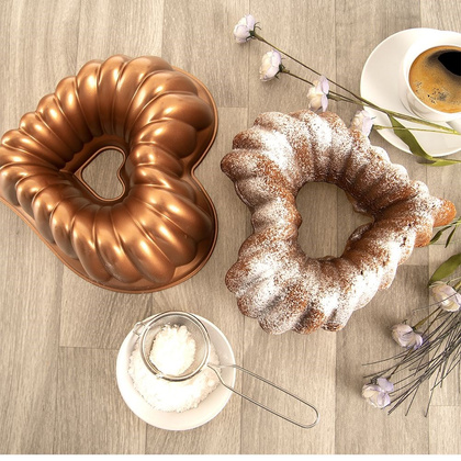 Forma foremka z kominem do pieczenia babki keksu serce MARISSA 28,5 cm