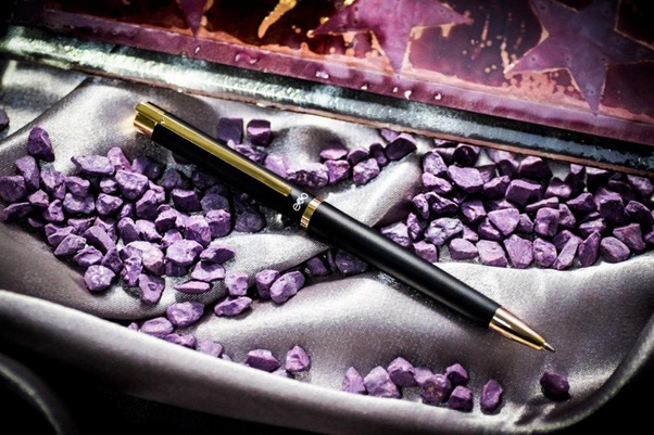 Długopis EXO Vela, czarny, złote wykończenia