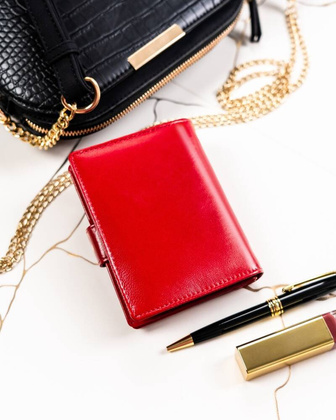 Pojemny skorzany portfel damski na zatrzask