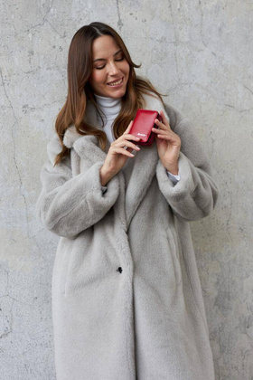 Klasyczny, mały portfel damski na zamek