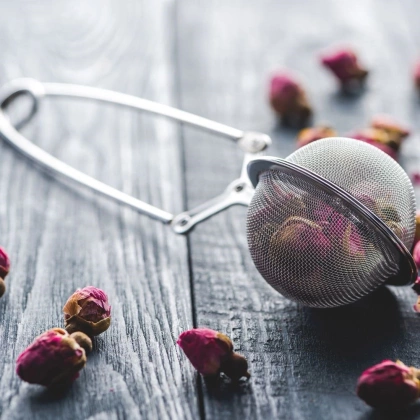 Sitko do zaparzania ziół herbaty stalowe szczypce z uchwytem / zaparzacz