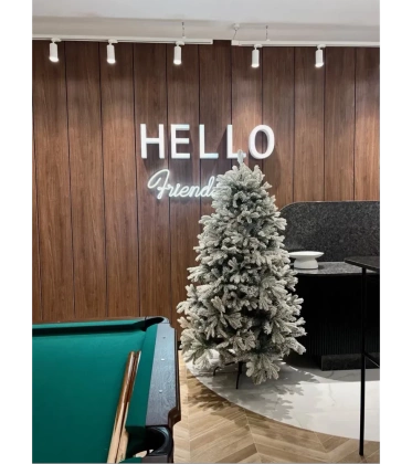 Choinka sztuczna PE02 150 cm biała ośnieżona z metalowym stojakiem