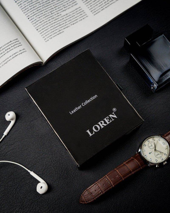 Pionowe, skórzane etui na karty z zapinką i kieszenią na banknoty