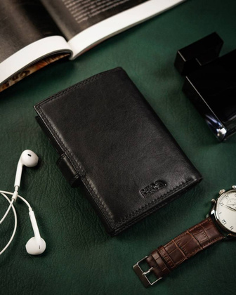 Elegancki, skórzany portfel męski