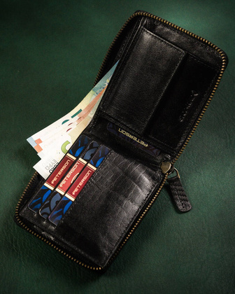 Skorzany sportowy portfel na zamek