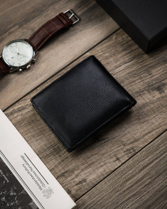 Maly portfel meski z zakladkami na karty