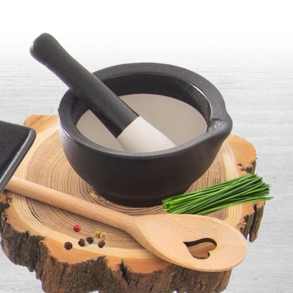 Moździerz kuchenny z tłuczkiem do ucierania przypraw ziół orzechów porcelanowy czarny 12 cm