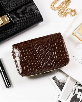 Skórzany portfel damski na zatrzask