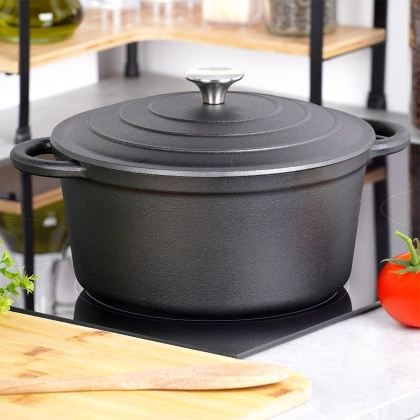 Garnek z pokrywką żeliwny CAST LINE 24 cm, 3,9 l