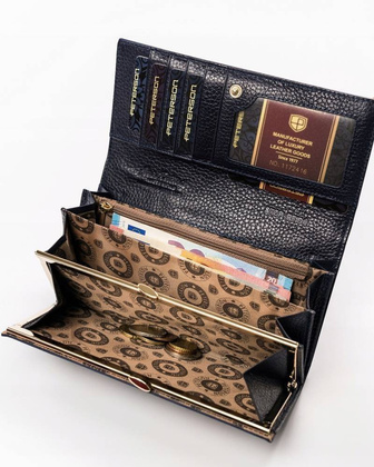 Lakierowany portfel w klasycznym kolorze