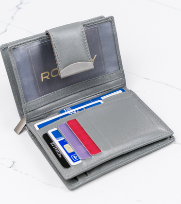 Portfel damski skórzany RFID stop Cavaldi® pionowy zatrzask