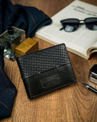 Czarny portfel męski skórzany z przeszyciem