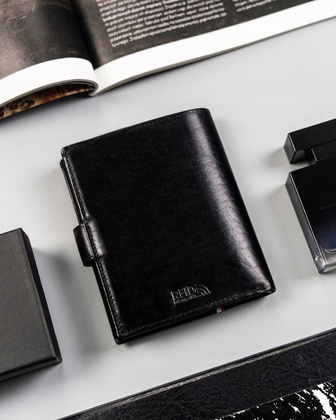 Duży, skórzany portfel męski na zatrzask